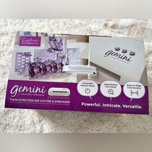 Gemini Twin Function Die Cutter & Embosser